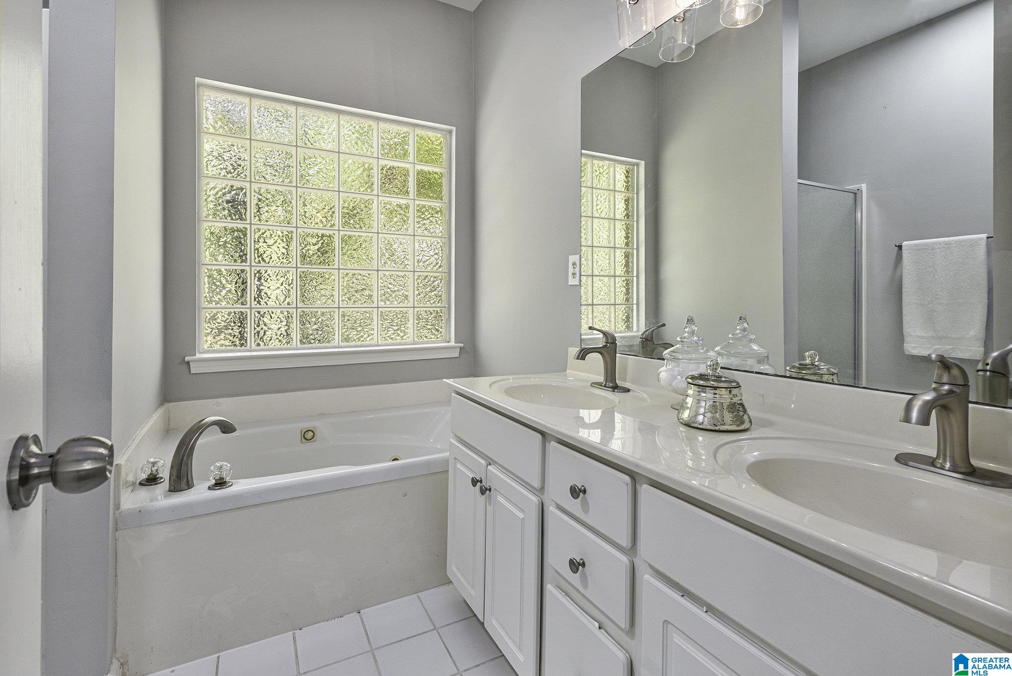 304 Wynlake Circle Alabaster, AL 35007 - Photo 12 of 25