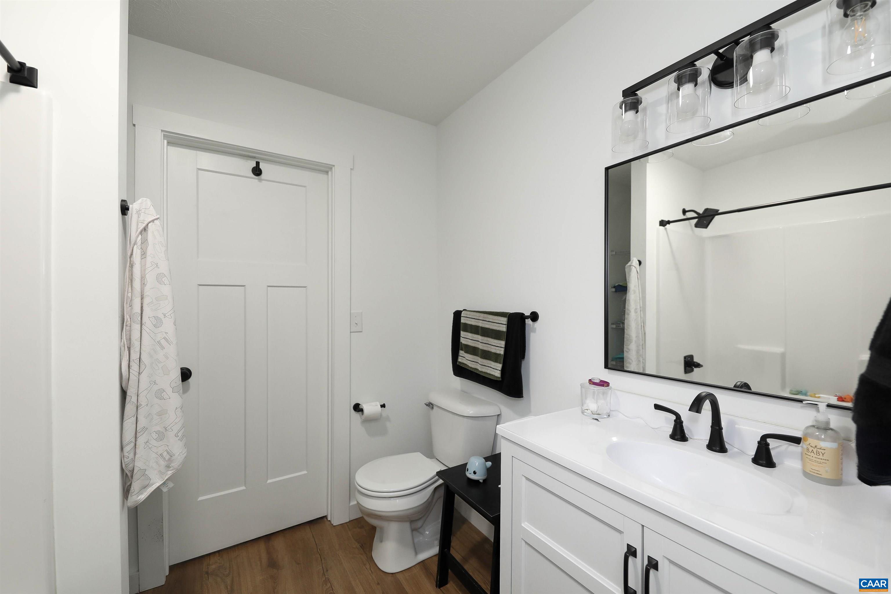 1015 Gardner Street Waynesboro, VA 22980 - Photo 25 of 35