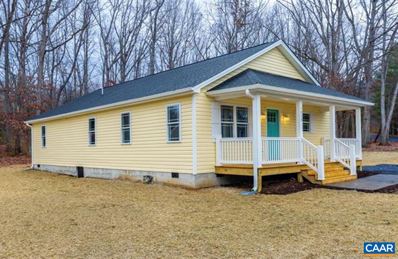 1015 Gardner Street Waynesboro, VA 22980 - Photo 7 of 35