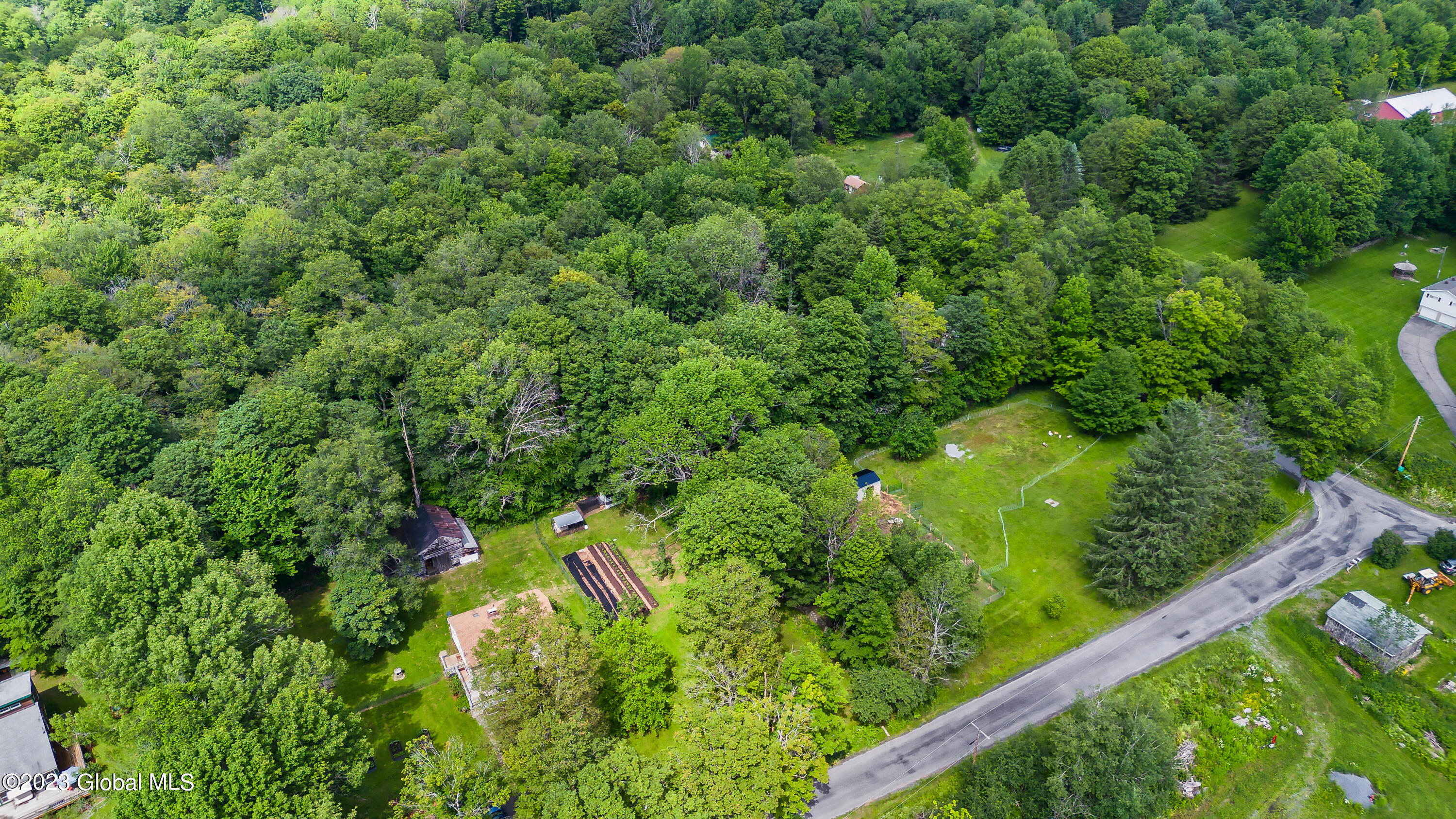 471 Eminence Road Summit, NY 12175 - Photo 4 of 75 471 Eminence Rd Summit-62