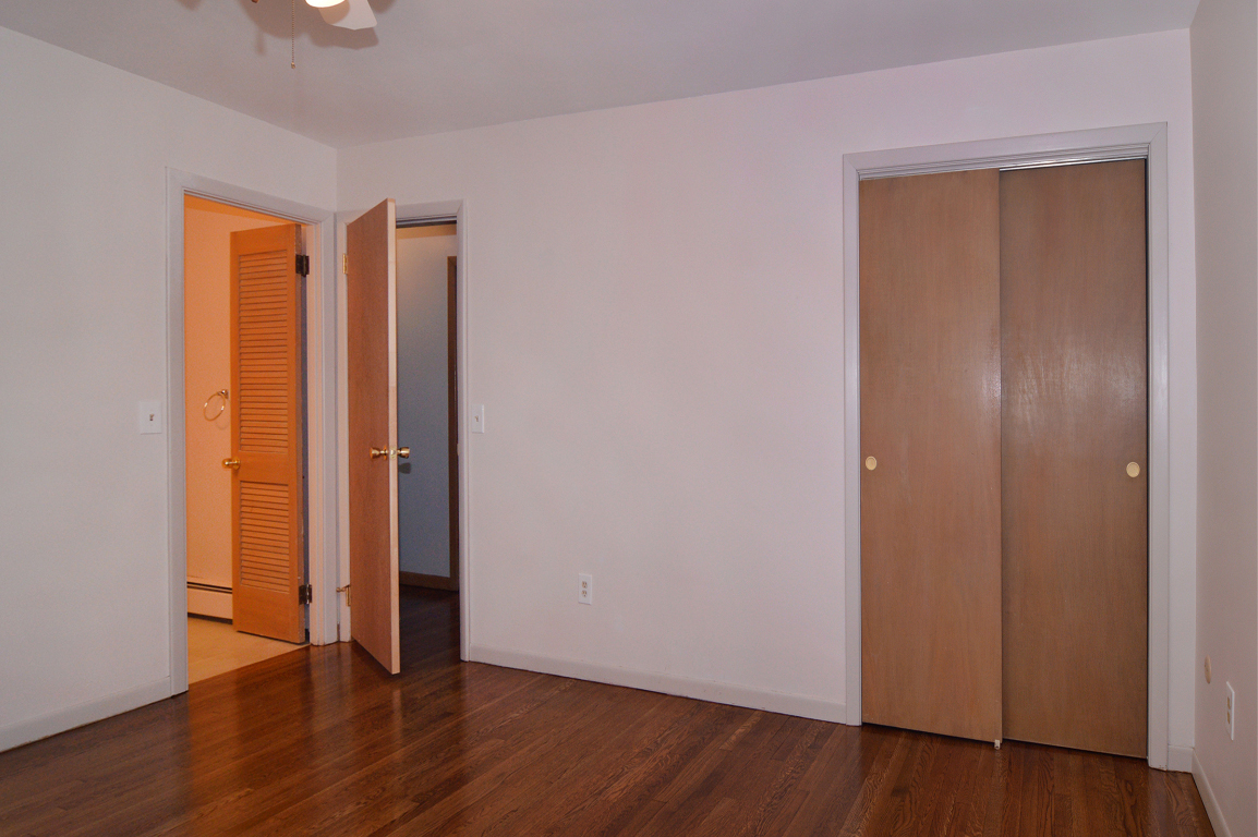 7 Appletown Road Smithfield, RI 02828 - Photo 10 of 30 Gallery Image 10