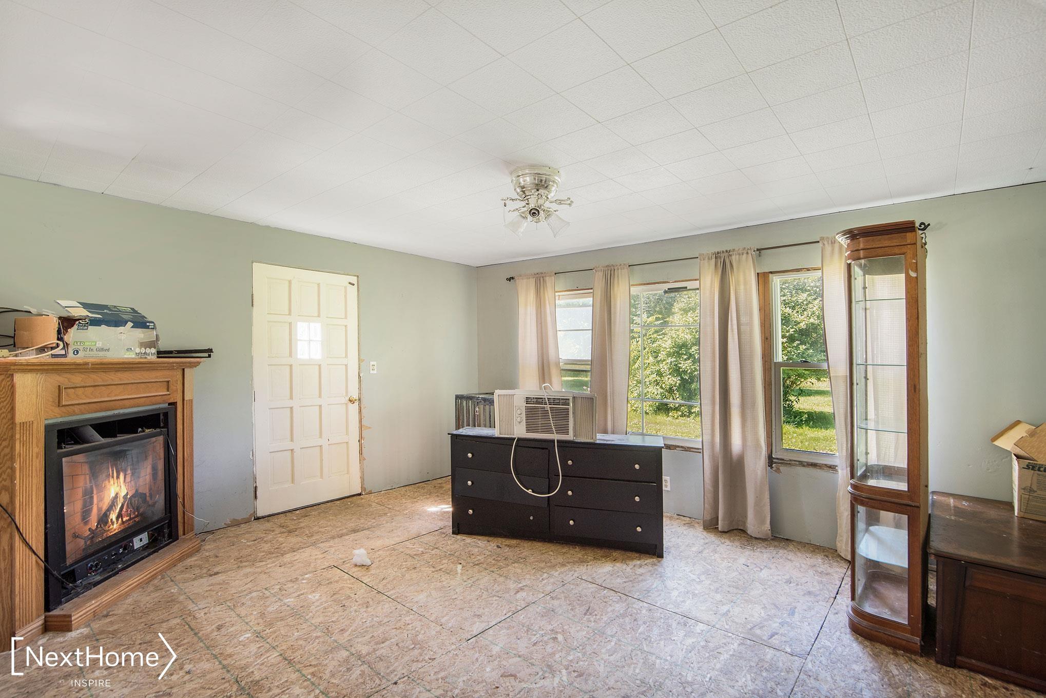 12044 Lake Road Montrose, MI 48457 - Photo 8 of 21 Gallery Image 8