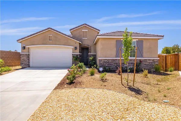 $490,000 | 3326 Sonya Avenue, Rosamond, CA 93560