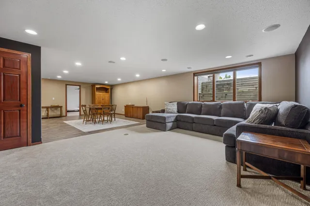 $550,000 | 724 Northridge Way, West Fargo, ND 58078