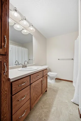 $550,000 | 724 Northridge Way, West Fargo, ND 58078