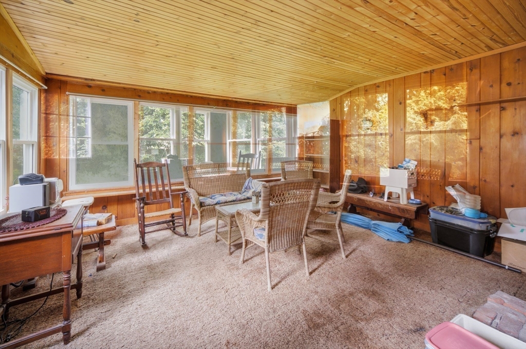 149 Old Farm Road Springfield, MA 01119 - Photo 10 of 23