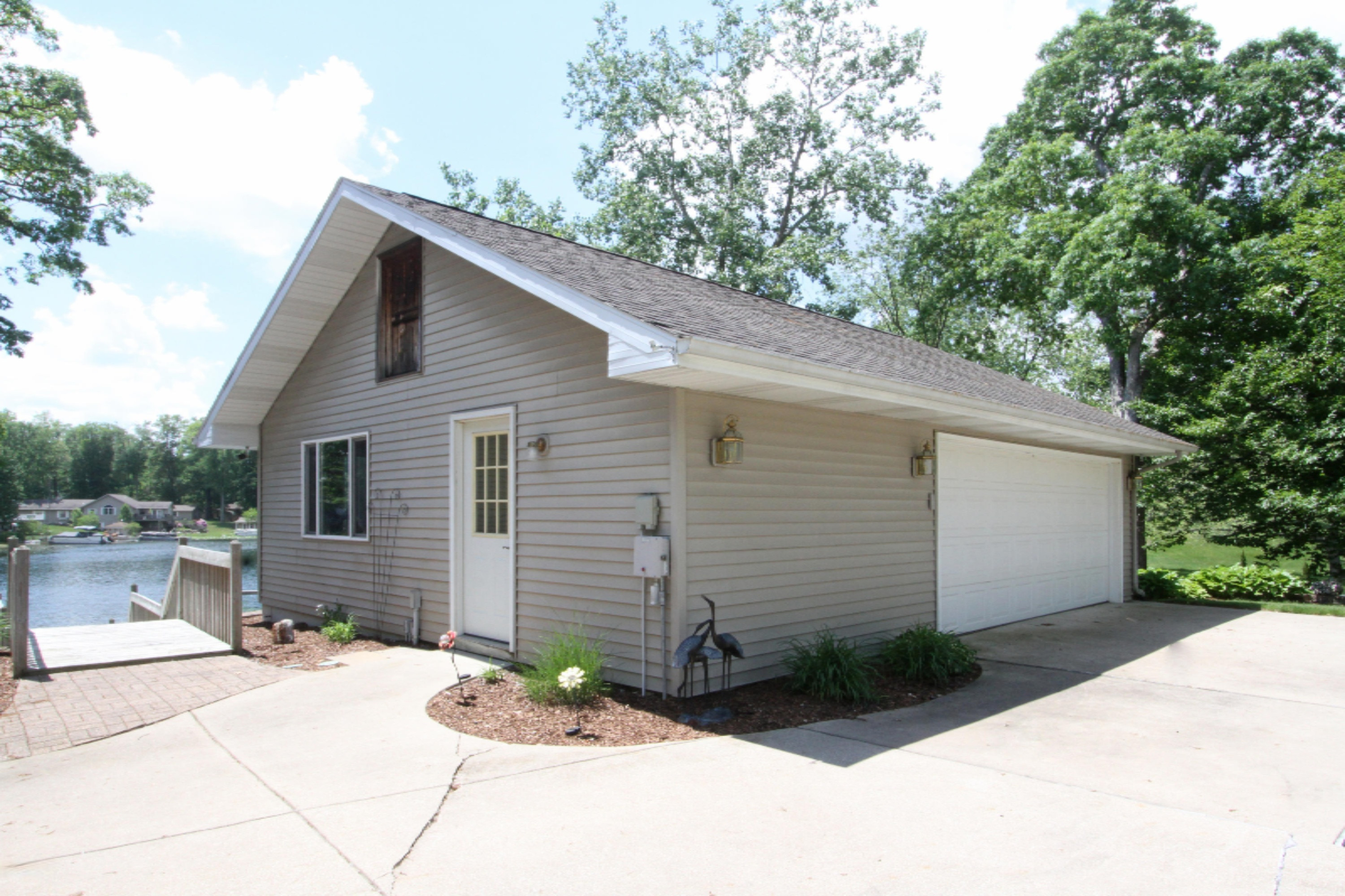 12534 Anson Point Plainwell, MI 49080 - Photo 33 of 33 IMG_6371