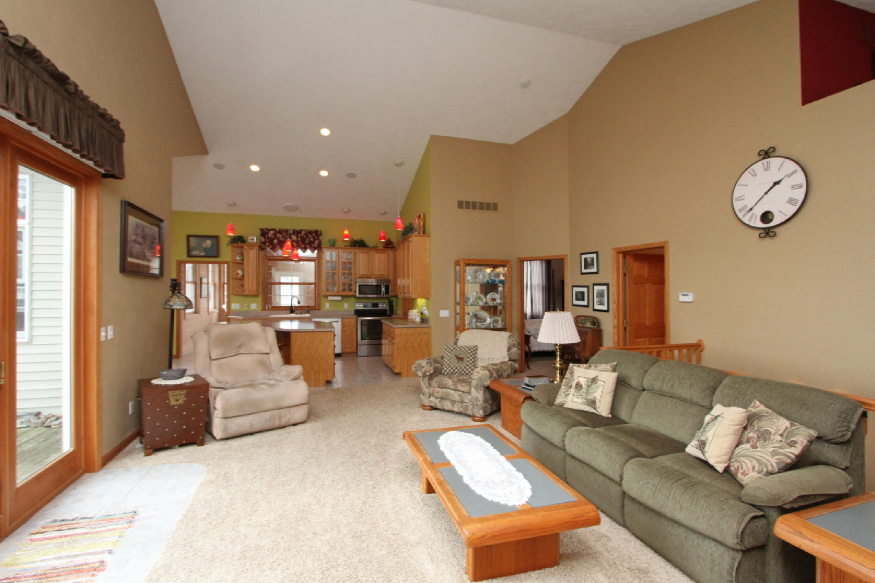 12534 Anson Point Plainwell, MI 49080 - Photo 4 of 33 IMG_2901