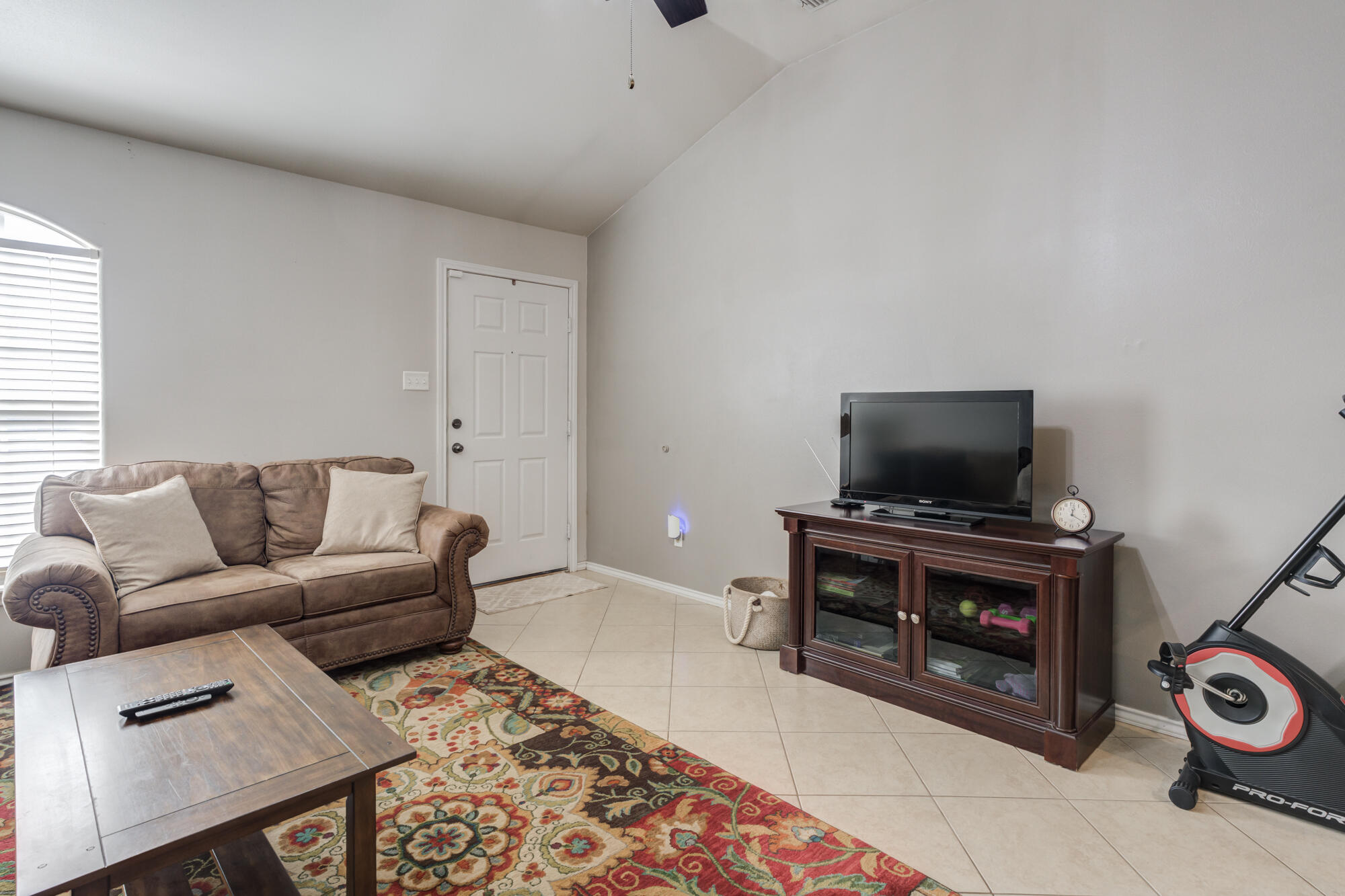 6612 37th Street Lubbock, TX 79407 - Photo 12 of 36 6612-37th-St_Lubbock-TX_5_Living-Room