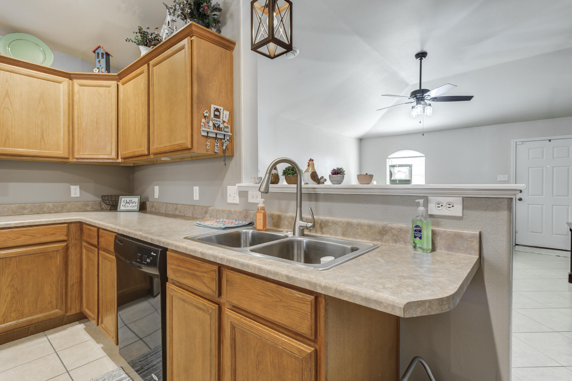 6612 37th Street Lubbock, TX 79407 - Photo 14 of 36 6612-37th-St_Lubbock-TX_8_Kitchen