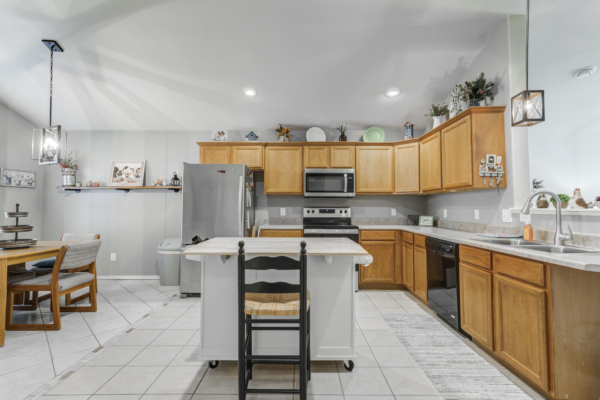 6612 37th Street Lubbock, TX 79407 - Photo 21 of 36 6612-37th-St_Lubbock-TX_15_Kitchen