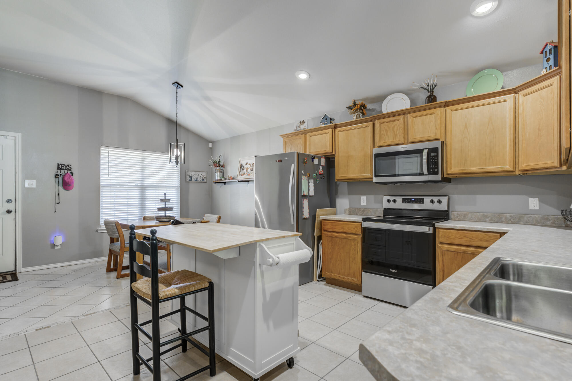 6612 37th Street Lubbock, TX 79407 - Photo 3 of 36 6612-37th-St_Lubbock-TX_7_Kitchen