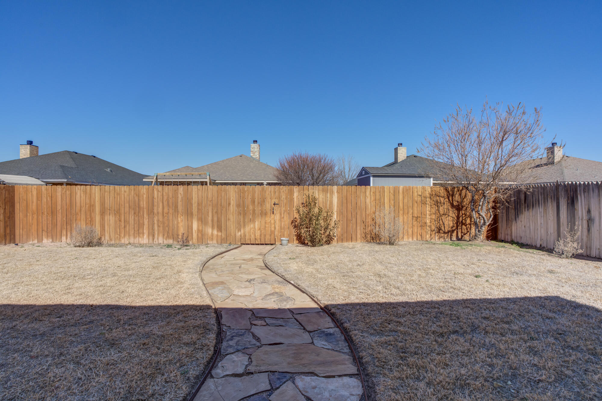 6612 37th Street Lubbock, TX 79407 - Photo 5 of 36 6612-37th-St_Lubbock-TX_29_Backyard