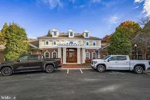 $1,925 | 13501 Kildare Hills Terrace, Unit 402, Germantown, MD 20874