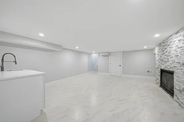 $1,135,000 | 442 High Street, Dedham, MA 02026