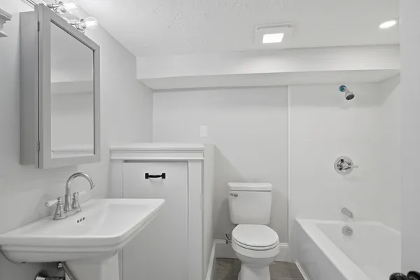 $1,135,000 | 442 High Street, Dedham, MA 02026