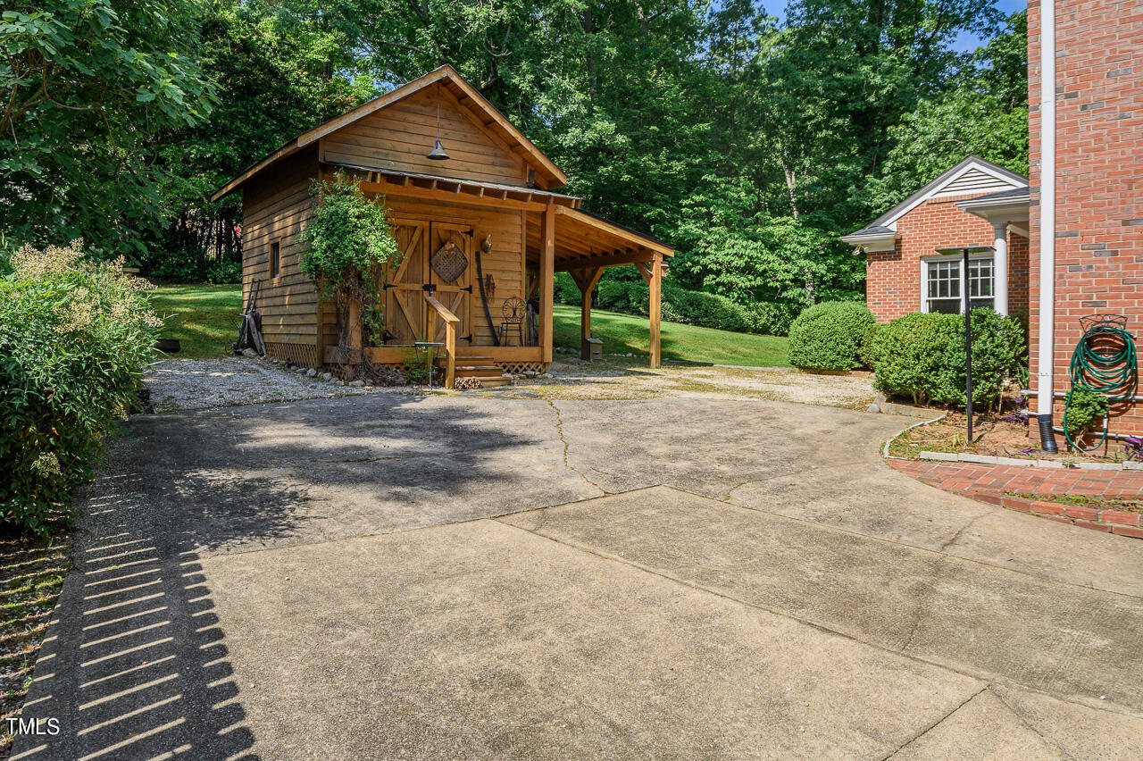 3011 Eton Road Raleigh, NC 27608 - Photo 4 of 44 She Shed Backyard
