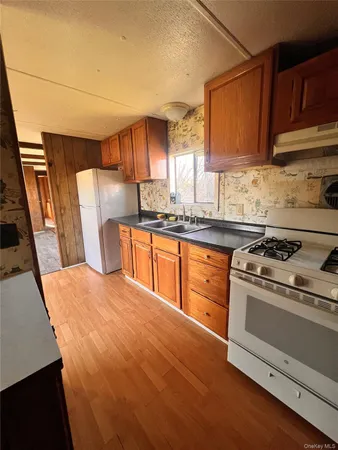 $1,850 | 373 Bruyn Turnpike, Wallkill, NY 12589