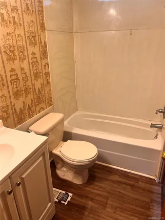 $1,850 | 373 Bruyn Turnpike, Wallkill, NY 12589