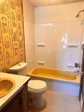 $1,850 | 373 Bruyn Turnpike, Wallkill, NY 12589