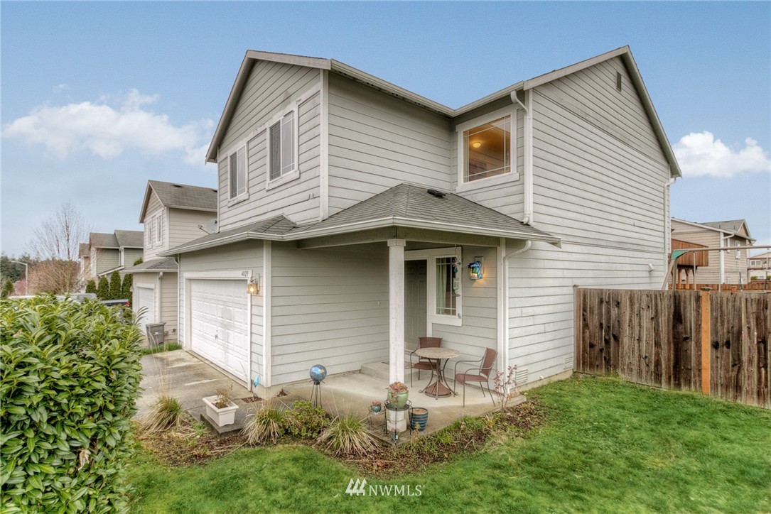 4029 152nd Place Southeast Bothell, WA 98012 - Photo 2 of 21