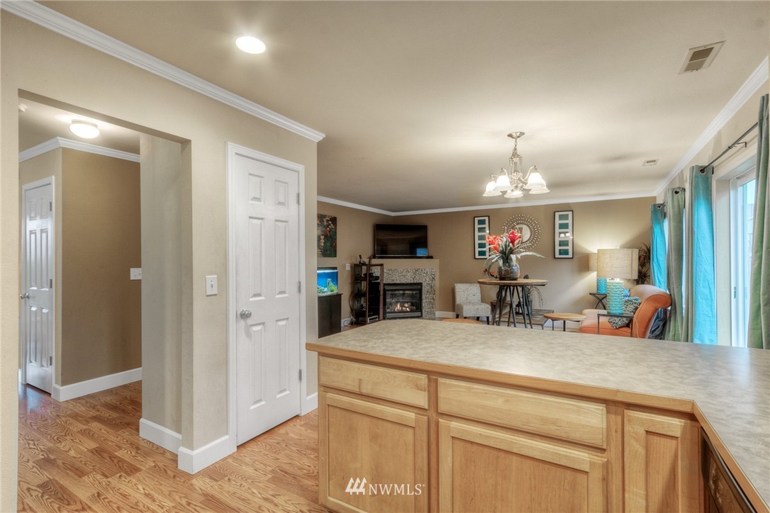 4029 152nd Place Southeast Bothell, WA 98012 - Photo 11 of 21