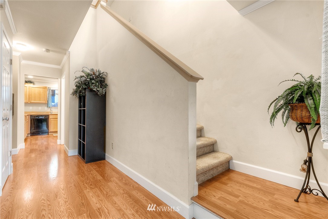 4029 152nd Place Southeast Bothell, WA 98012 - Photo 4 of 21