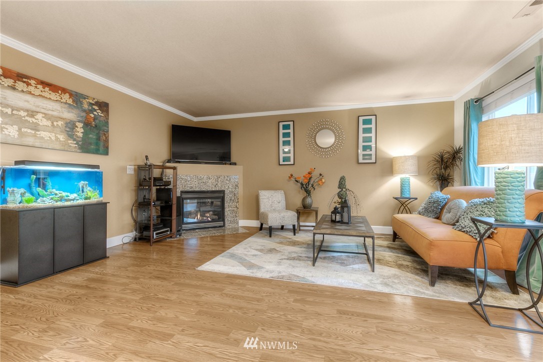 4029 152nd Place Southeast Bothell, WA 98012 - Photo 6 of 21