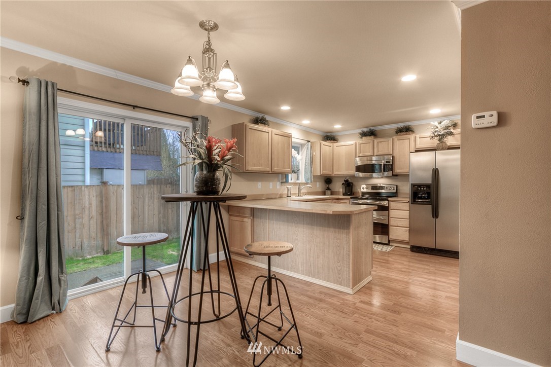 4029 152nd Place Southeast Bothell, WA 98012 - Photo 8 of 21