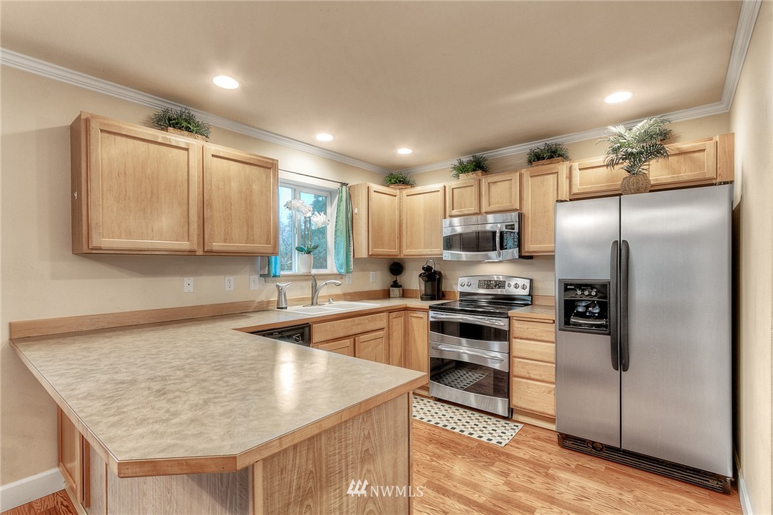 4029 152nd Place Southeast Bothell, WA 98012 - Photo 9 of 21