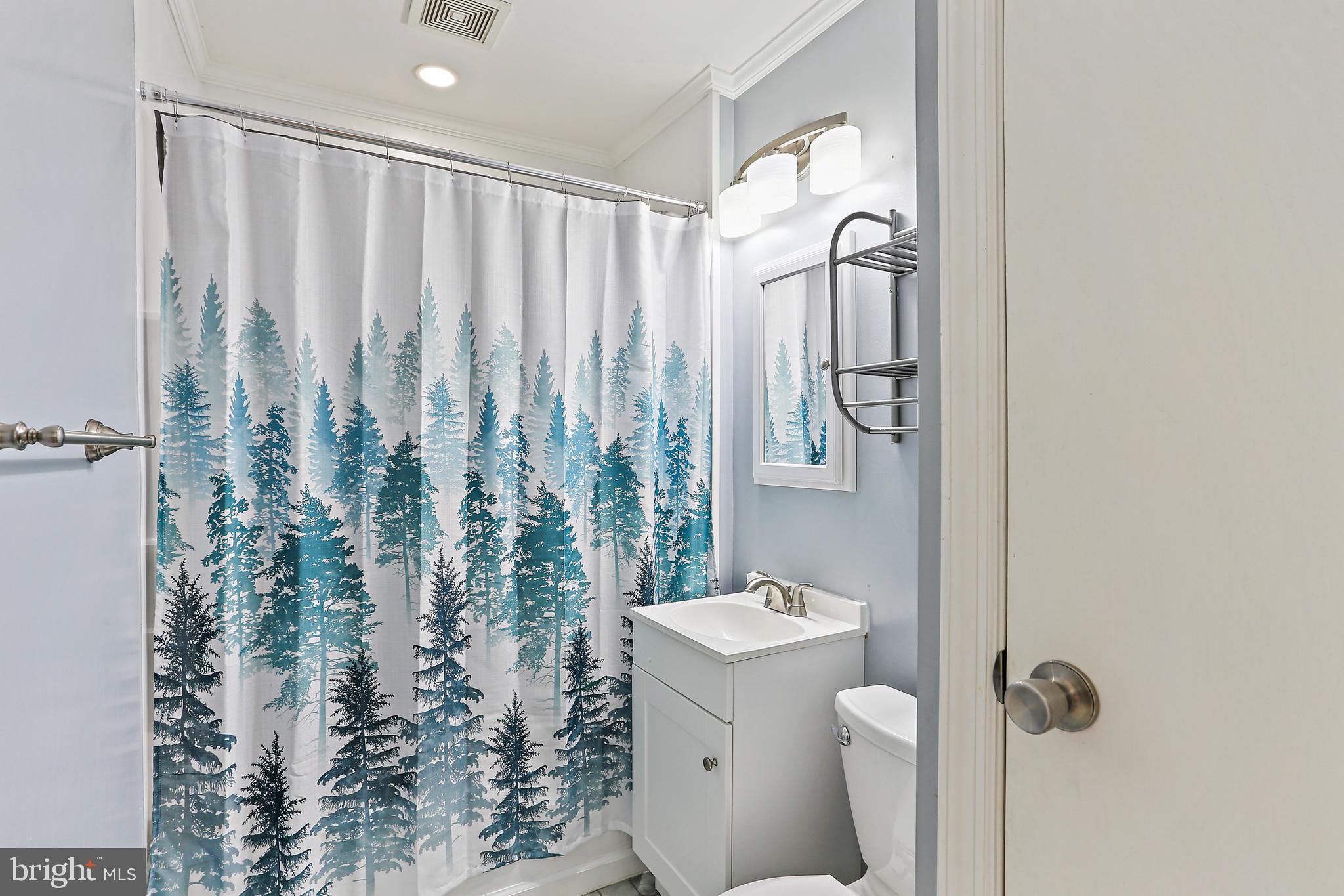 6 Honeycomb Road Middle River, MD 21220 - Photo 27 of 39 Full Bath w/Tub-Shower