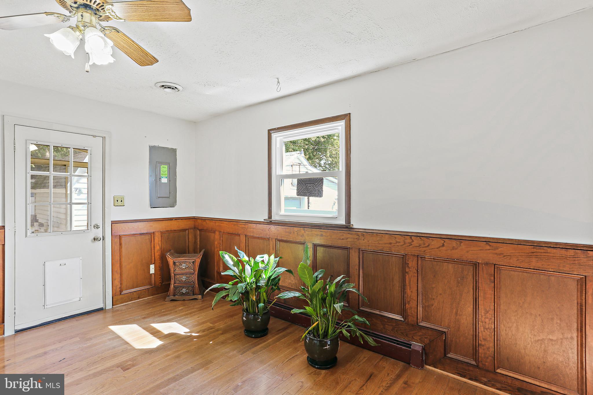 6 Honeycomb Road Middle River, MD 21220 - Photo 10 of 39 Dining Room w/Wood Wainscoting