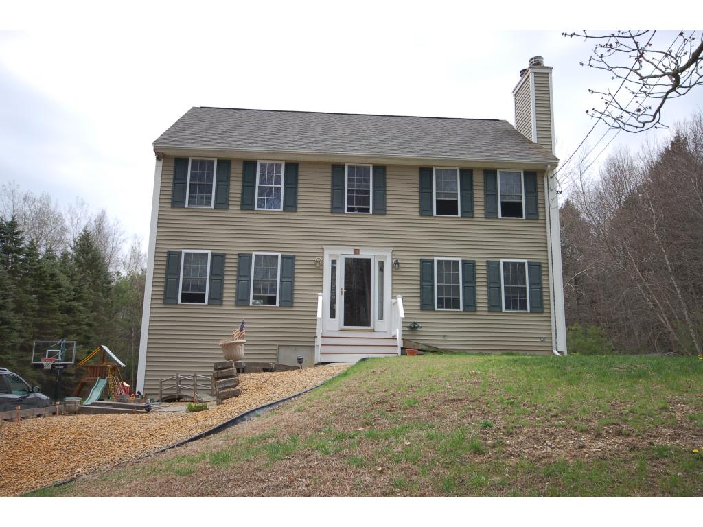 9 Dugway Road Newton, NH 03858 - Photo 1 of 28