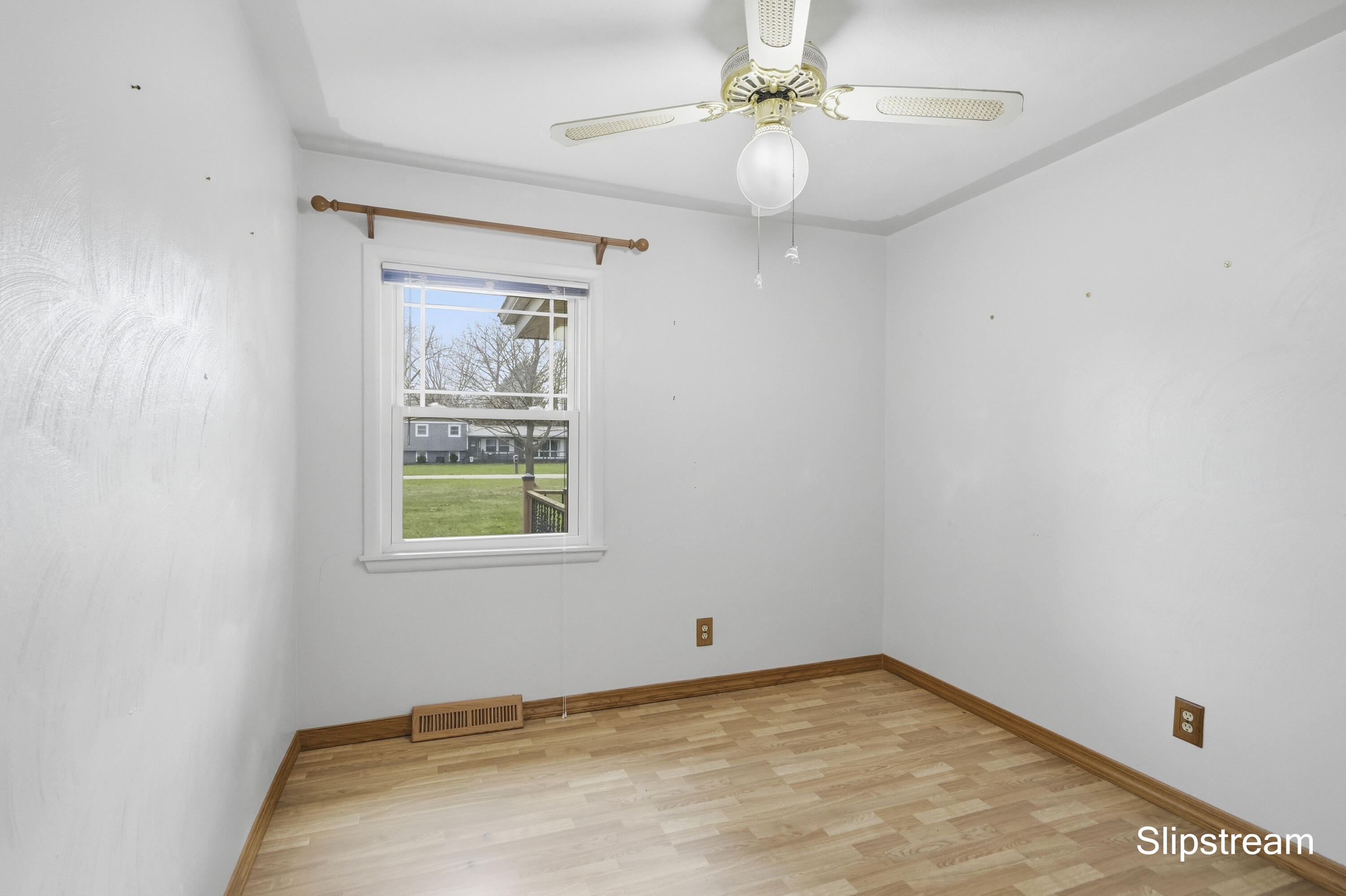 12390 Perry Road Battle Creek, MI 49015 - Photo 8 of 36 _CR_1571