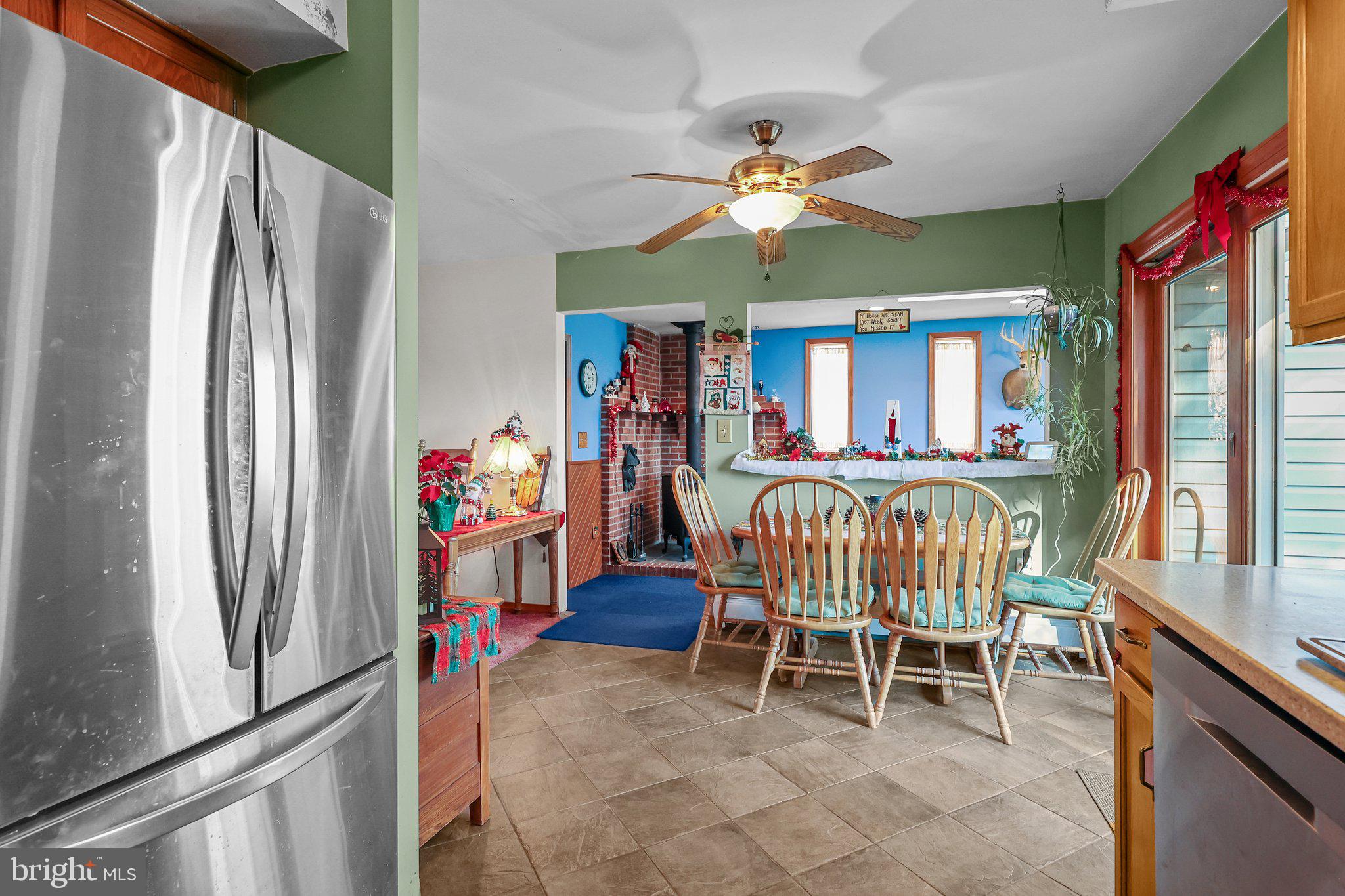 22 Larkspur Road Levittown, PA 19056 - Photo 12 of 35 Gallery Image 12
