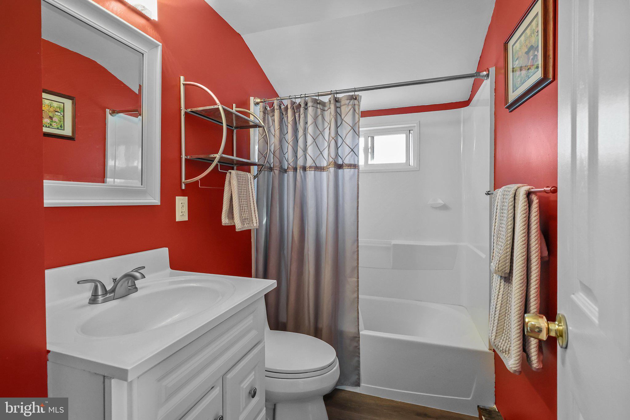 22 Larkspur Road Levittown, PA 19056 - Photo 23 of 35 Gallery Image 23