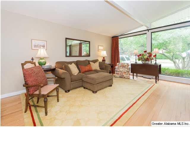4375 MountainDale Road Birmingham, AL 35213 - Photo 6 of 32