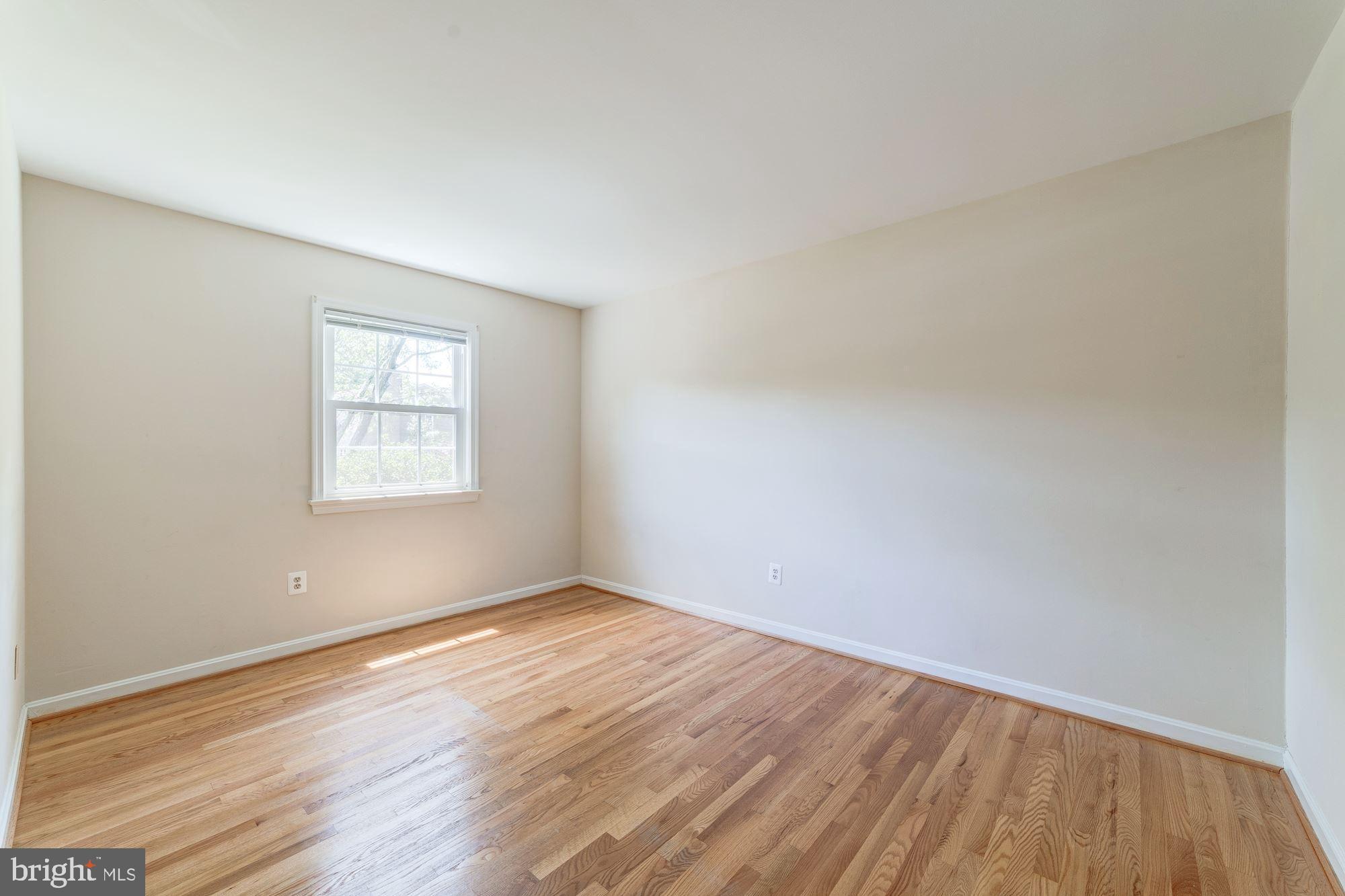 1567 Dunterry Place McLean, VA 22101 - Photo 24 of 35 Bedroom 1