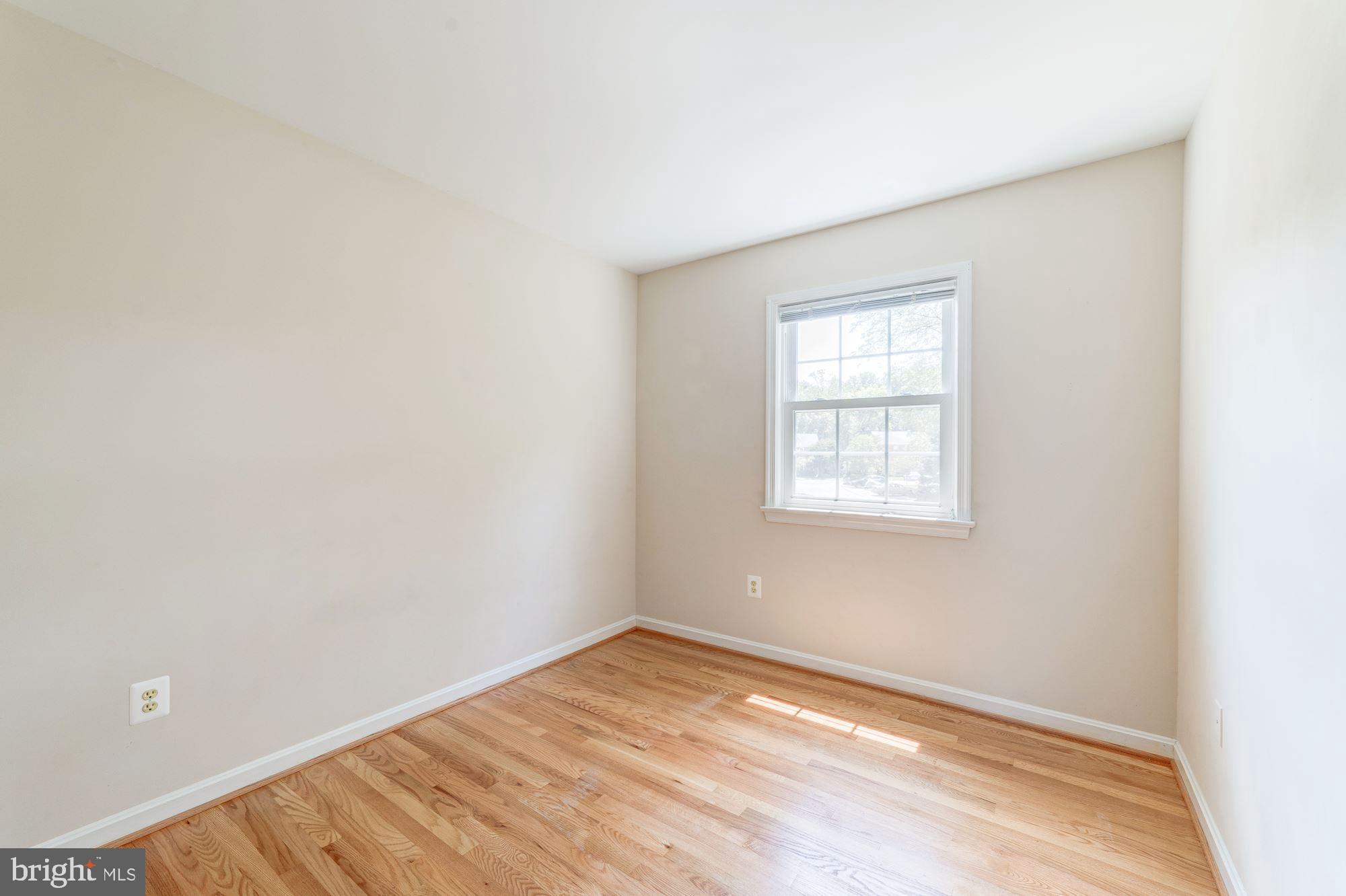 1567 Dunterry Place McLean, VA 22101 - Photo 27 of 35 Bedroom 2