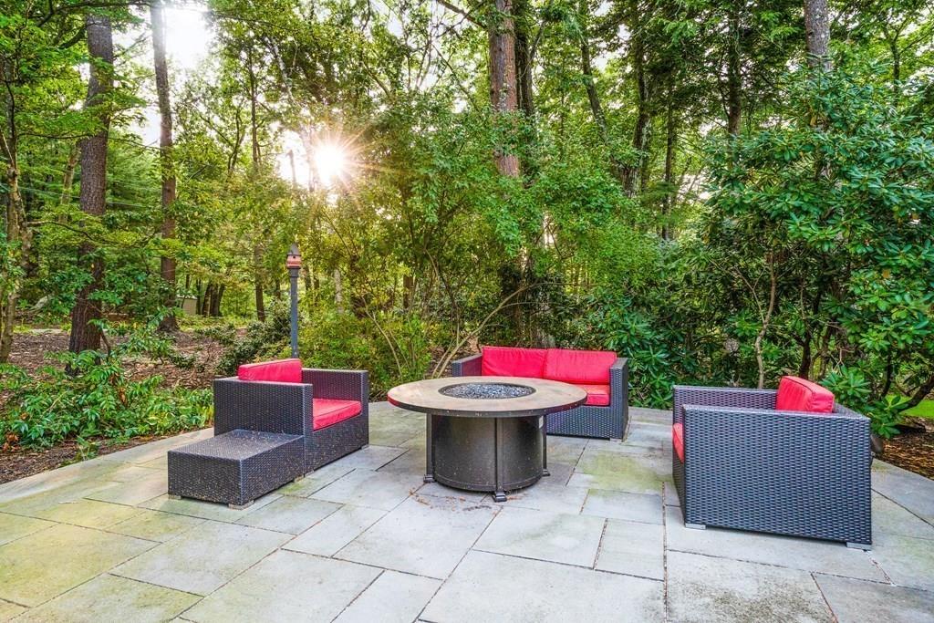 45 Hilltop Road Weston, MA 02493 - Photo 33 of 42