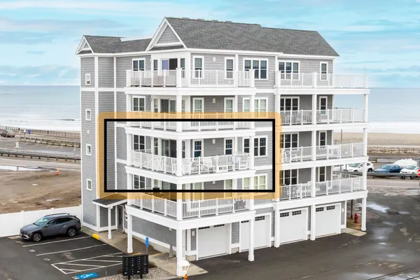 $649,900 | 377 Ocean Boulevard, Unit 16, Hampton, NH 03842