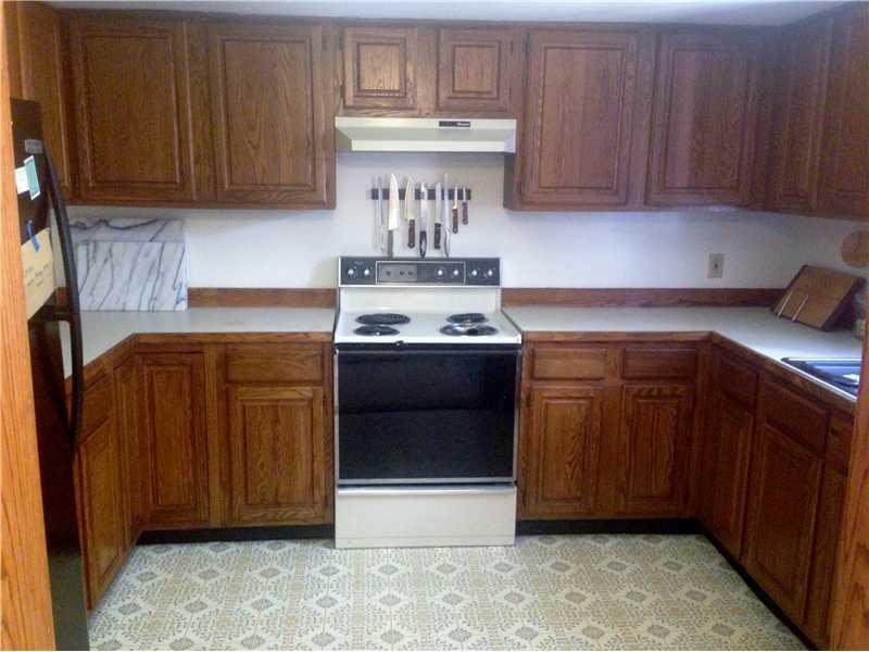 29 Old Orchard Road, Unit 8 Saco, ME 04072 - Photo 4 of 17 Kitchen. Spacious room in Kitchen...