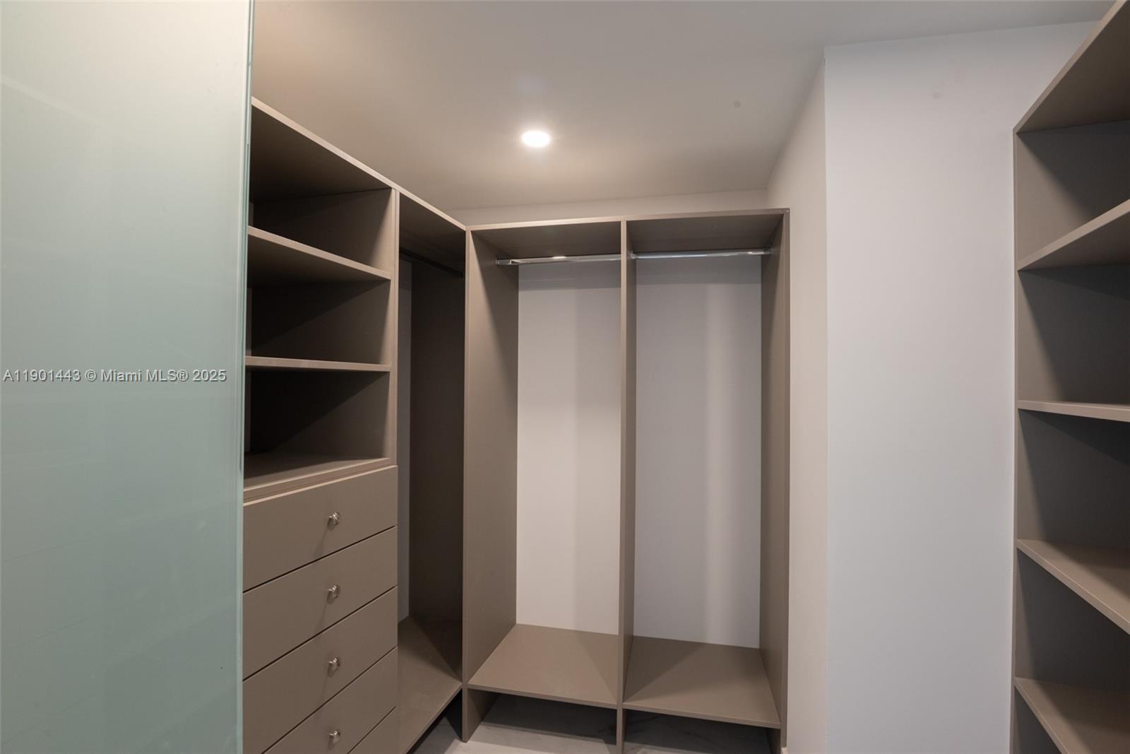 700 South Ocean Boulevard, Unit 504 Boca Raton, FL 33432 - Photo 24 of 37