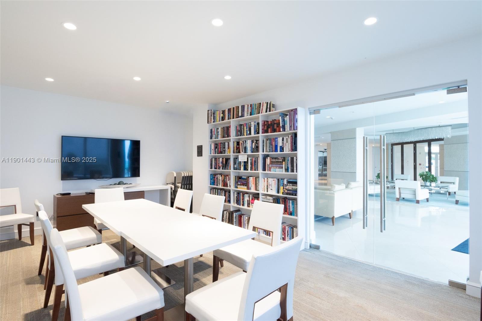 700 South Ocean Boulevard, Unit 504 Boca Raton, FL 33432 - Photo 36 of 37