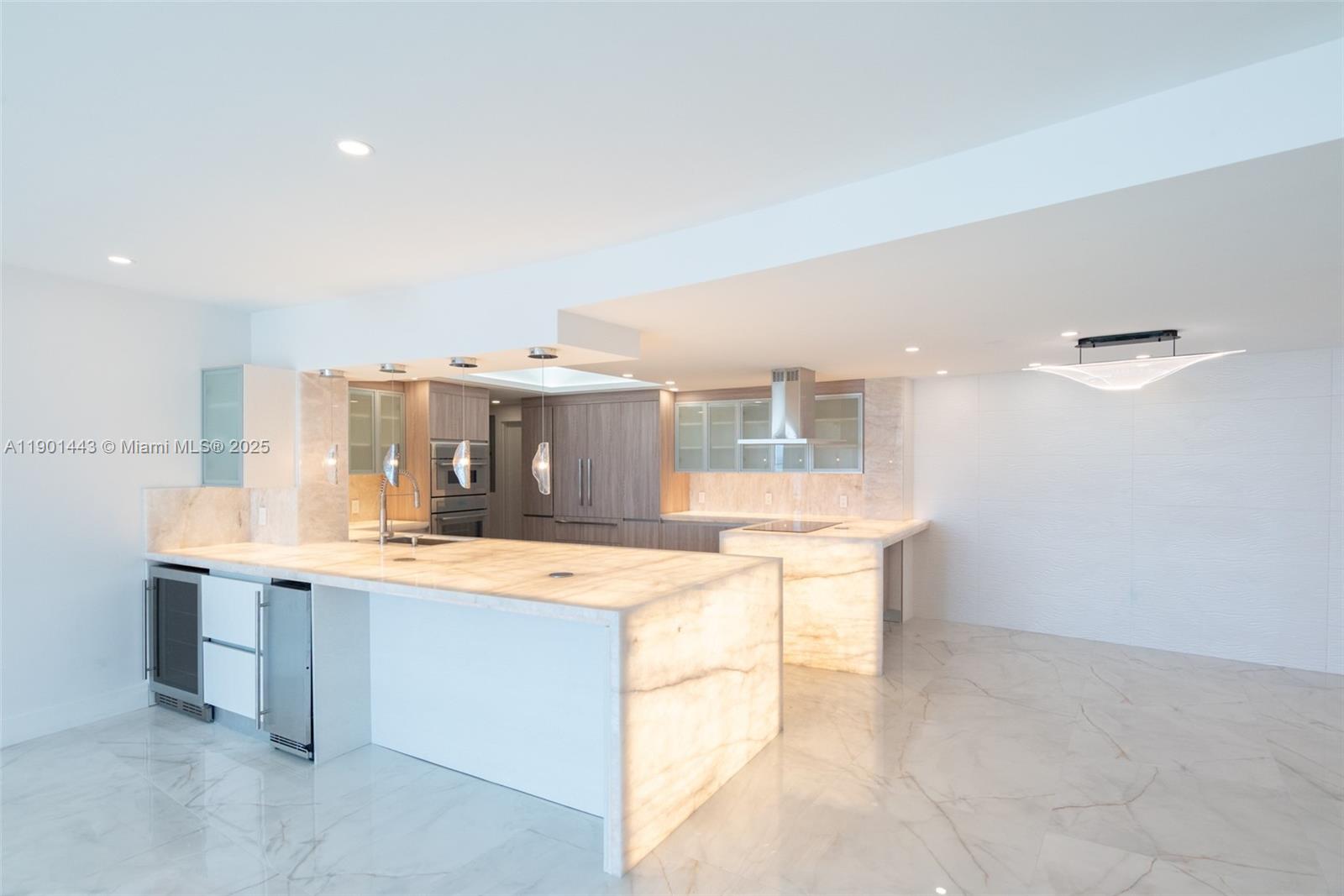 700 South Ocean Boulevard, Unit 504 Boca Raton, FL 33432 - Photo 10 of 37