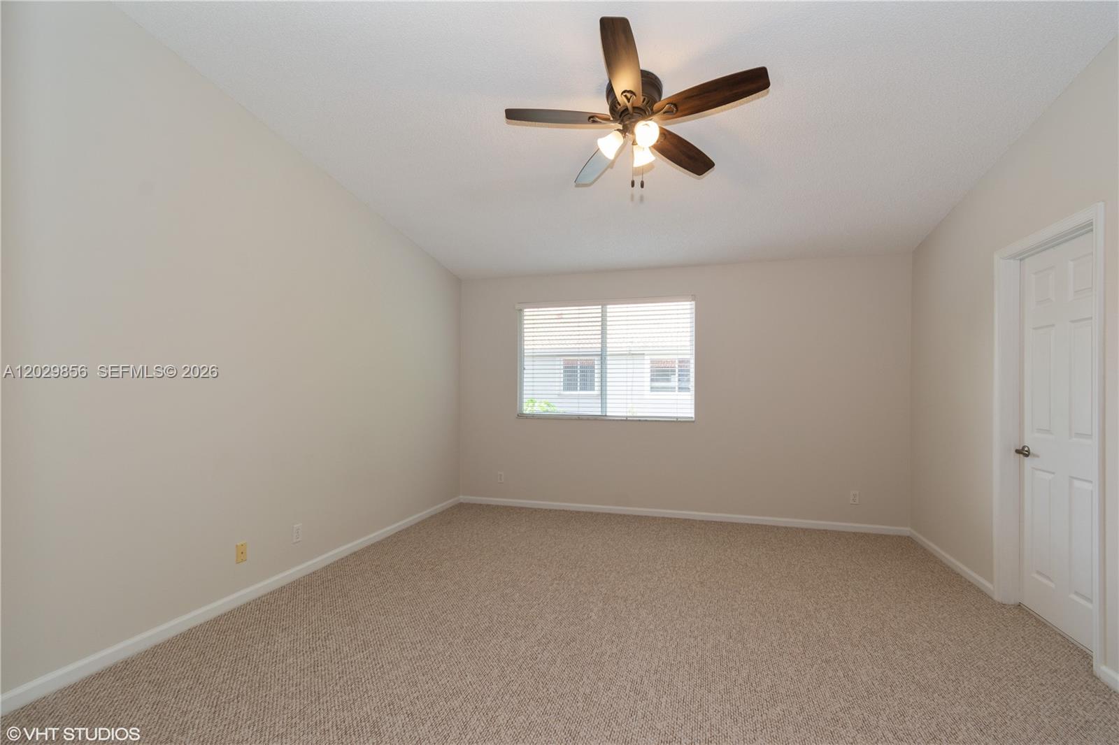 8272 Vía Serena Boca Raton, FL 33433 - Photo 6 of 11