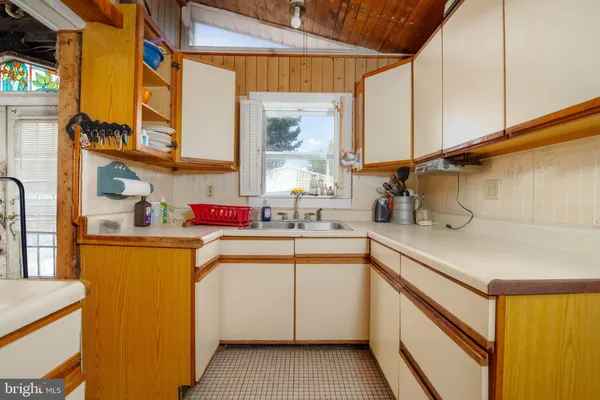 $325,000 | 7428 Bay Front Road, Baltimore, MD 21219