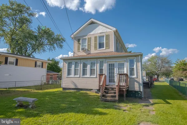 $325,000 | 7428 Bay Front Road, Baltimore, MD 21219