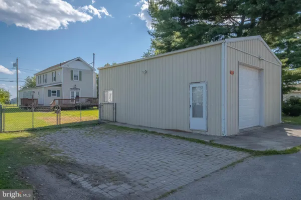 $325,000 | 7428 Bay Front Road, Baltimore, MD 21219