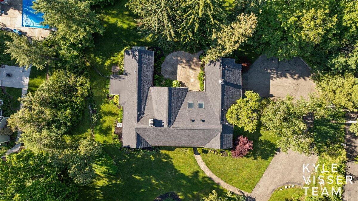 2089 Robinson Road Southeast Grand Rapids, MI 49506 - Photo 65 of 73 Aerial View
